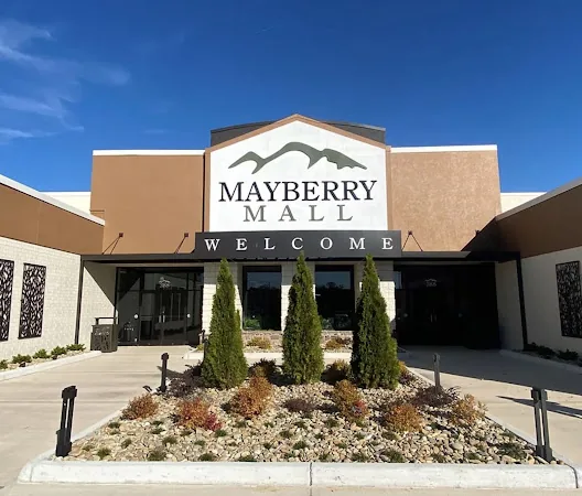 Mayberry Mall in Mount Airy, NC storefront